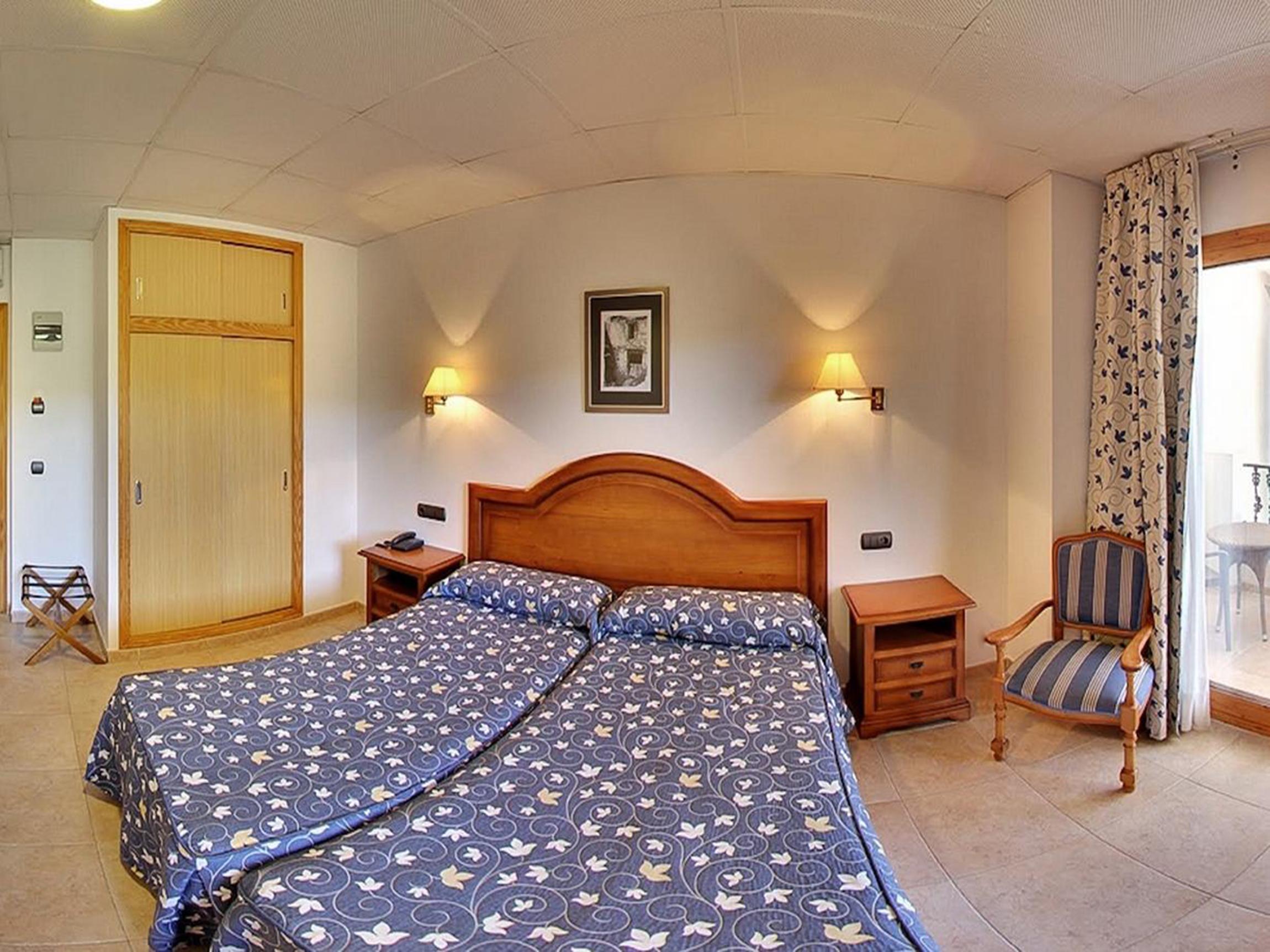 Hotel Xauen มอนตาเนคอส ภายนอก รูปภาพ