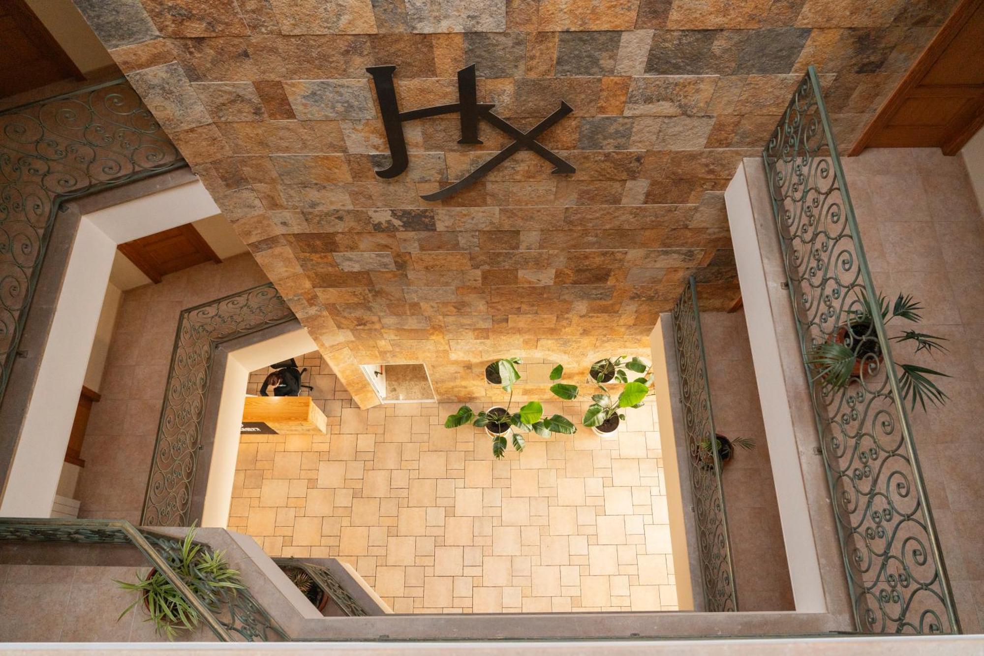 Hotel Xauen มอนตาเนคอส ภายนอก รูปภาพ