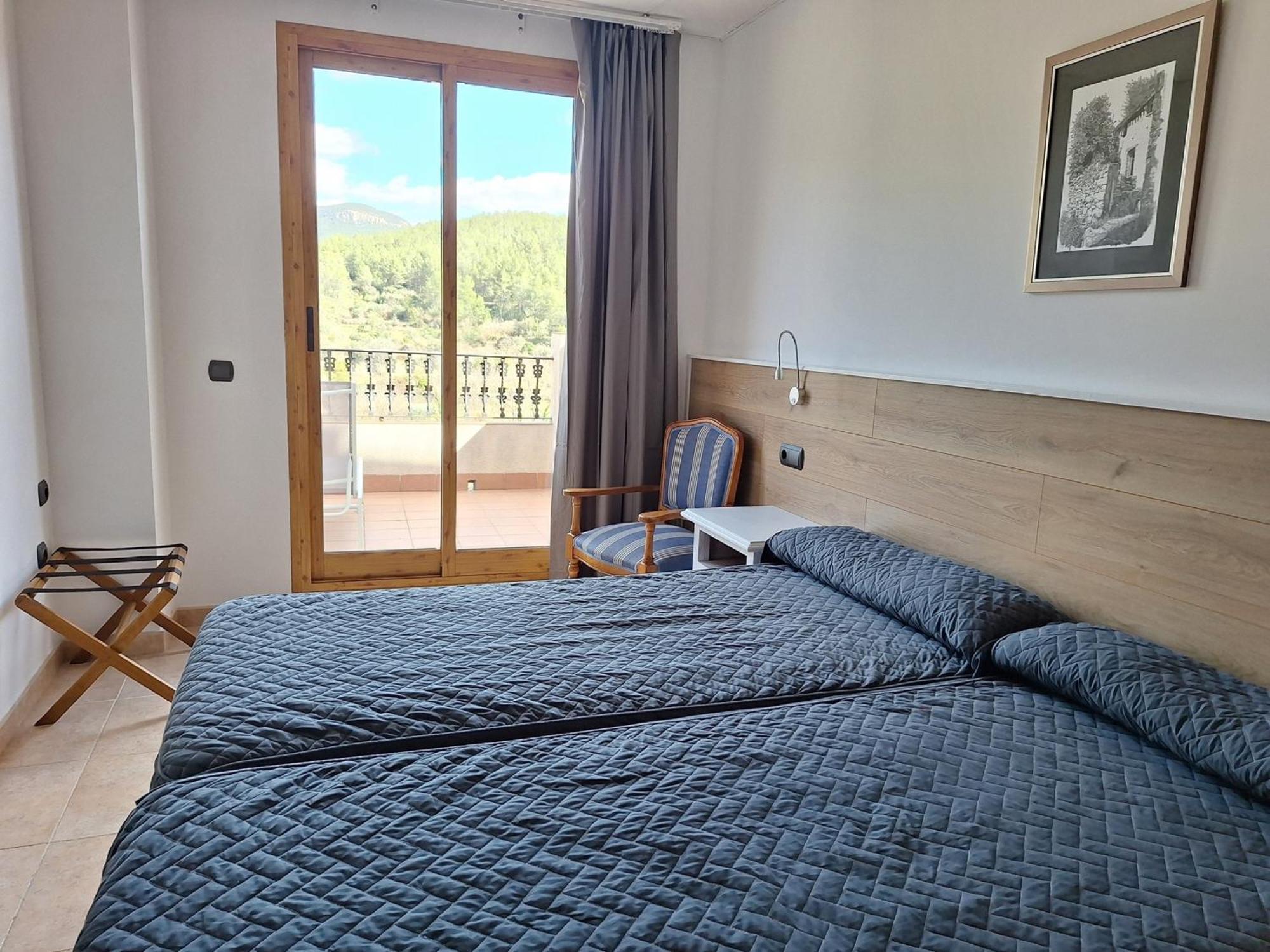 Hotel Xauen มอนตาเนคอส ภายนอก รูปภาพ