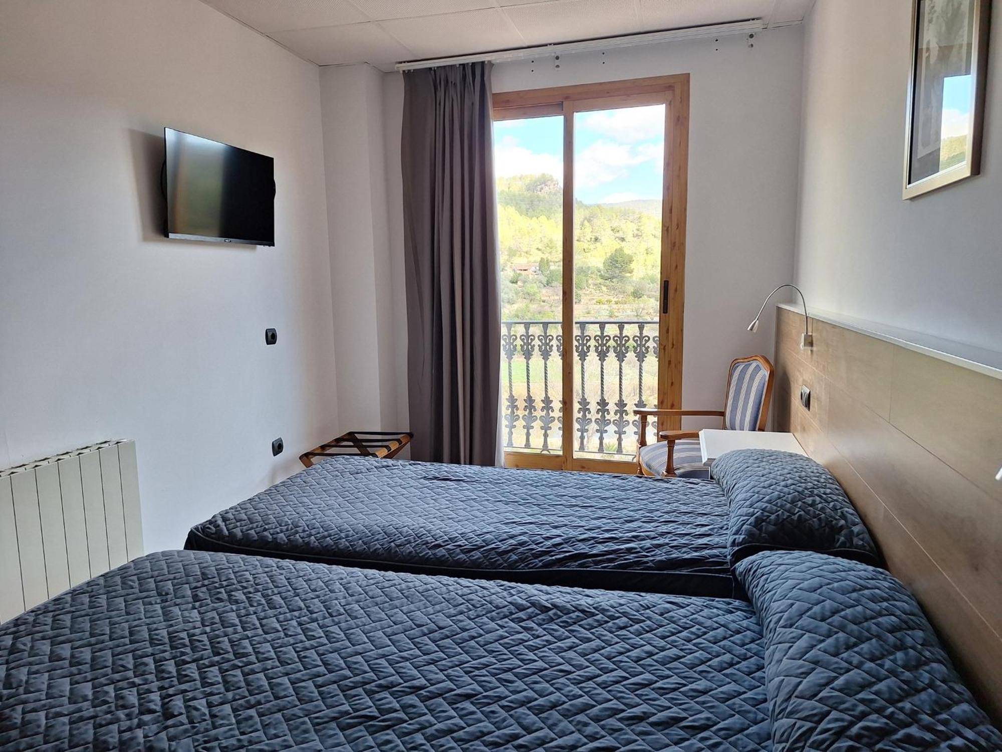 Hotel Xauen มอนตาเนคอส ภายนอก รูปภาพ