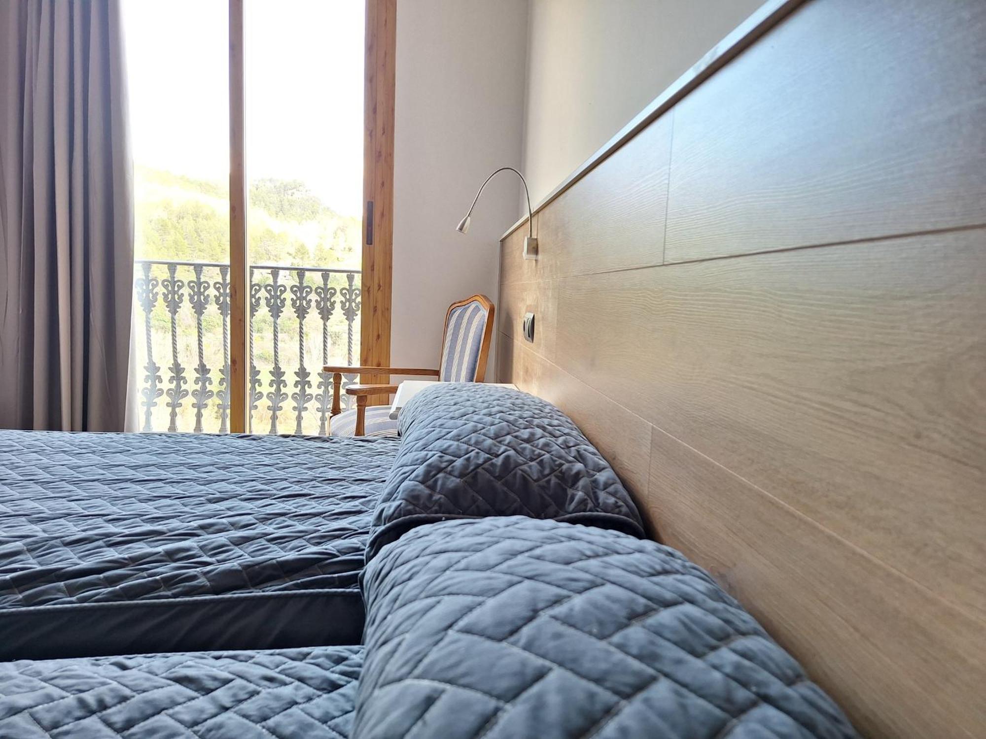 Hotel Xauen มอนตาเนคอส ภายนอก รูปภาพ