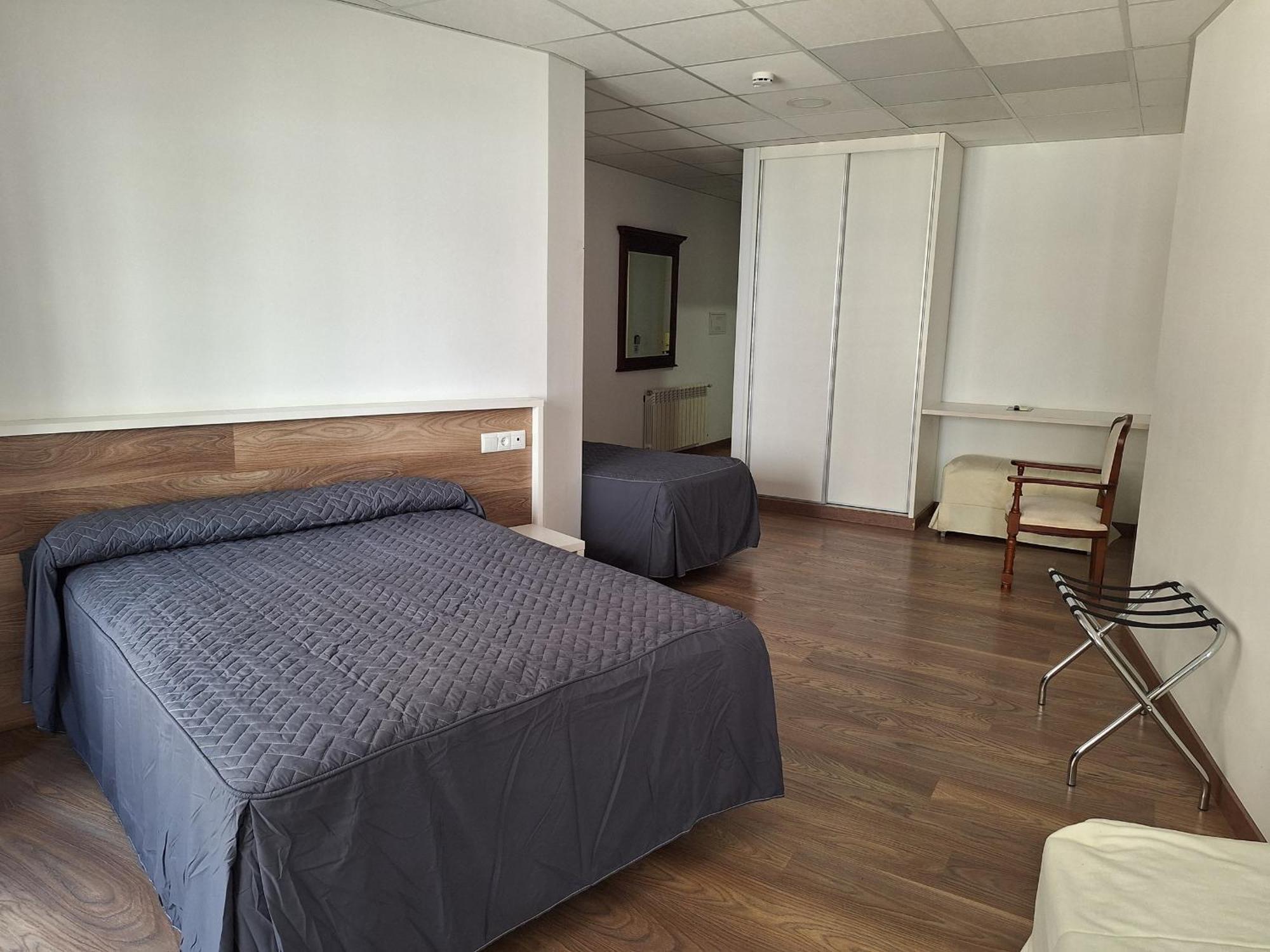 Hotel Xauen มอนตาเนคอส ภายนอก รูปภาพ