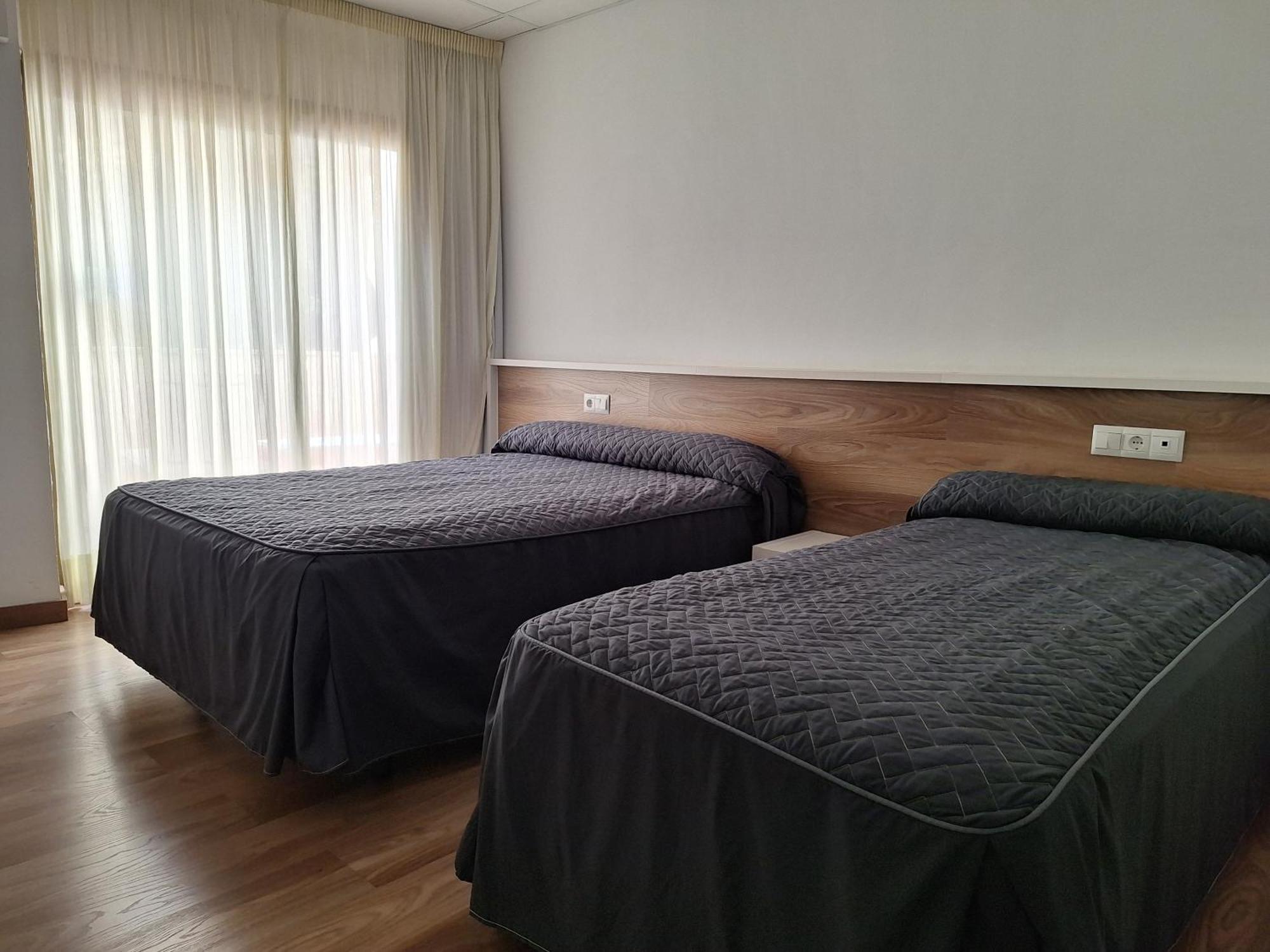Hotel Xauen มอนตาเนคอส ภายนอก รูปภาพ